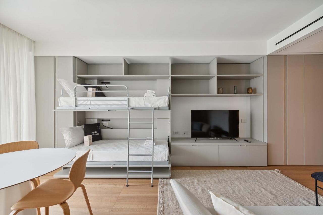 Limehome Milan Via Stresa Экстерьер фото