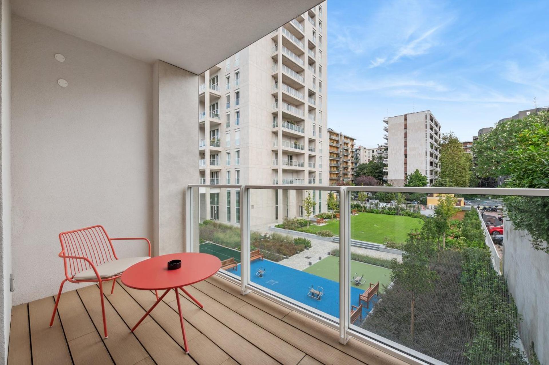 Limehome Milan Via Stresa Экстерьер фото
